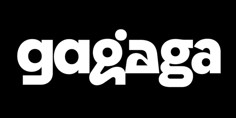 Different forms of g and a on Adobe Font